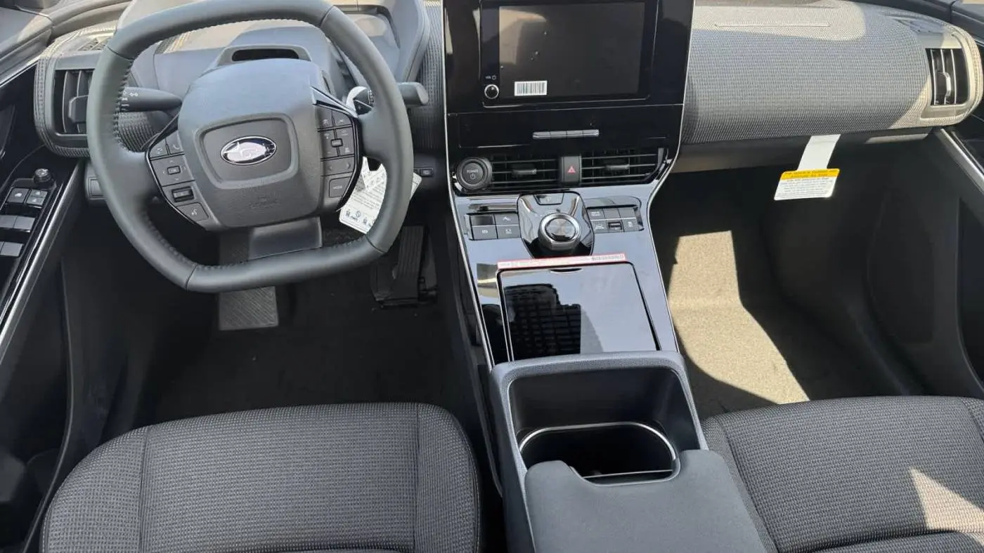 2025 Subaru Solterra JTMABABAXSA101201