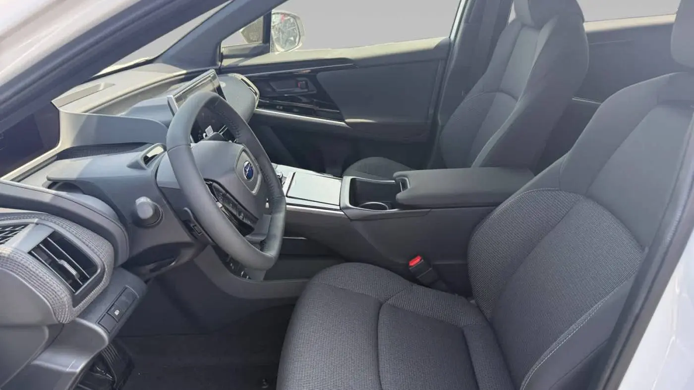 2025 Subaru Solterra JTMABABAXSA101201