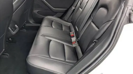 2018 Tesla Model 3 5YJ3E1EB5JF170985