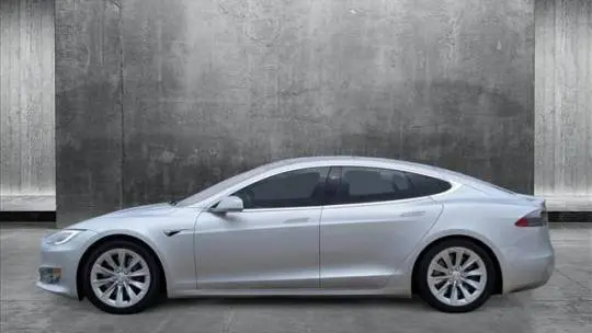 2018 Tesla Model S 5YJSA1E29JF251575