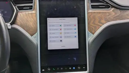2018 Tesla Model S 5YJSA1E29JF251575