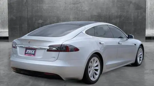 2018 Tesla Model S 5YJSA1E29JF251575