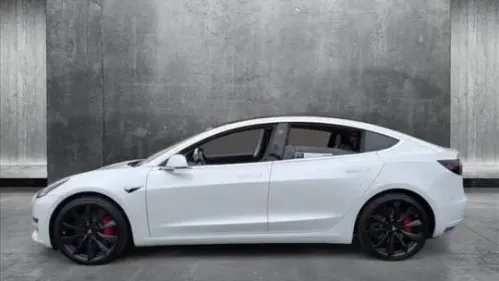 2018 Tesla Model 3 5YJ3E1EB5JF170985