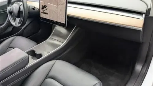 2018 Tesla Model 3 5YJ3E1EB5JF170985