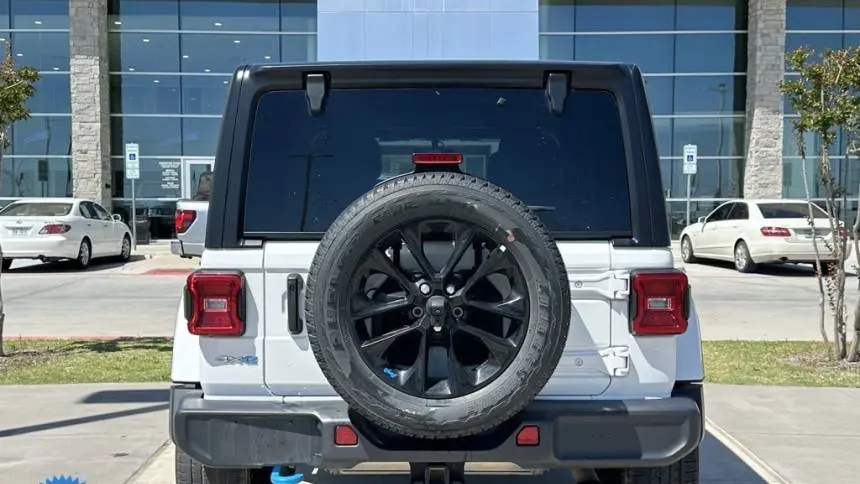 2023 Jeep Wrangler 1C4JJXP67PW630240