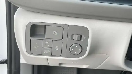2025 Hyundai IONIQ 6 KMHM34AA0SA098172