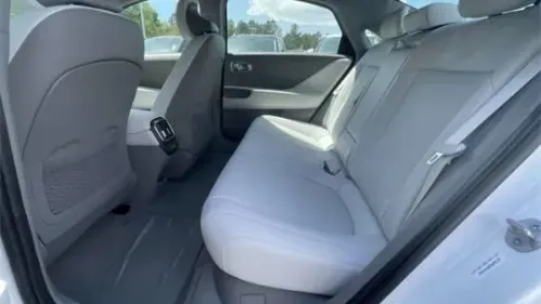 2025 Hyundai IONIQ 6 KMHM34AA0SA098172