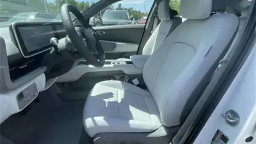 2025 Hyundai IONIQ 6 KMHM34AA0SA098172