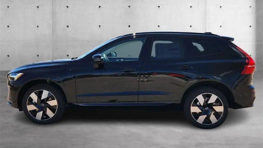 2025 Volvo XC60 YV4H60RC4S1191821