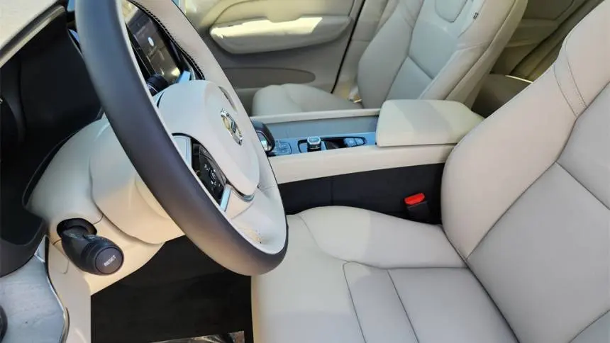 2025 Volvo XC60 YV4H60RC4S1191821