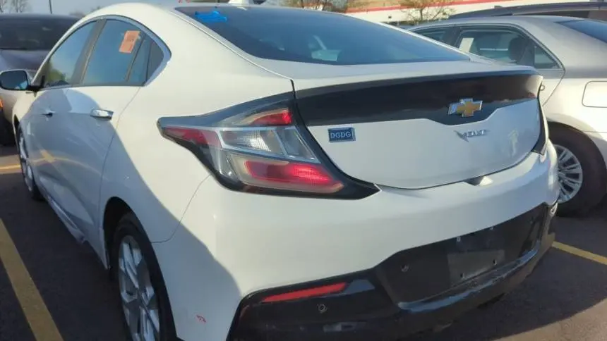 2017 Chevrolet VOLT 1G1RD6S51HU106669
