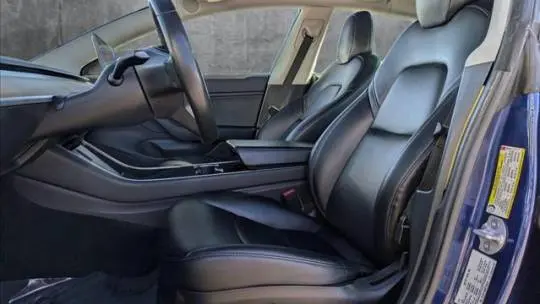 2019 Tesla Model 3 5YJ3E1EA3KF190418