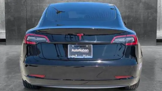 2019 Tesla Model 3 5YJ3E1EA5KF305553