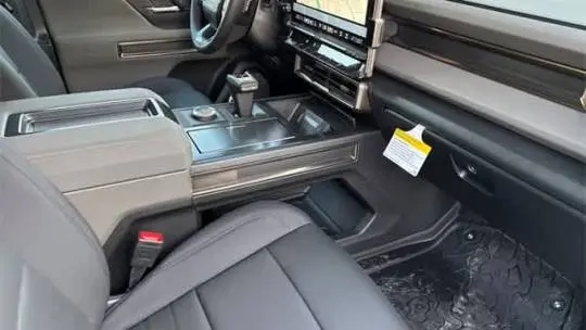 2025 GMC HUMMER EV Pickup 1GT40BDD1SU113025