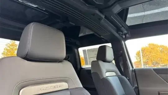 2025 GMC HUMMER EV Pickup 1GT40BDD1SU113025
