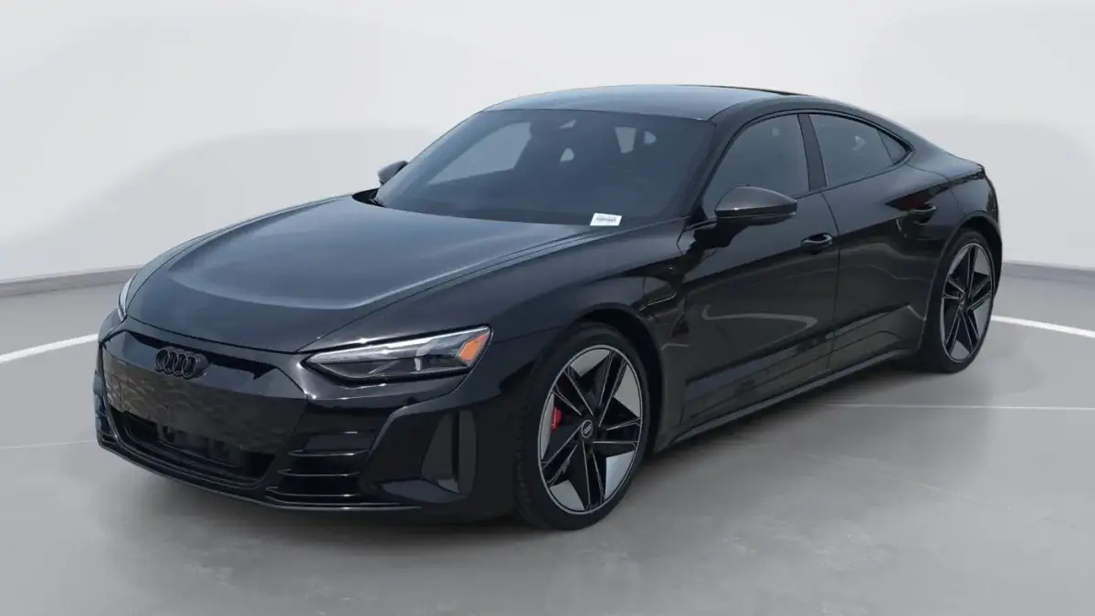 2022 Audi RS e-tron GT - Images - 7