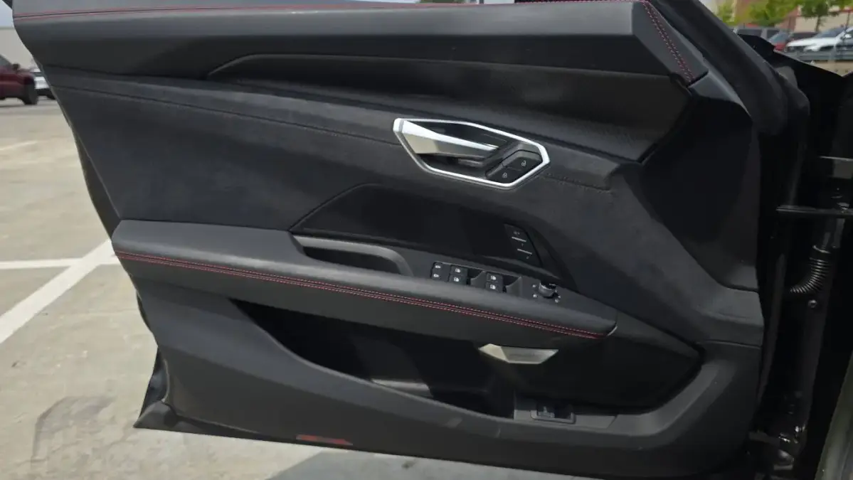 2022 Audi RS e-tron GT - Images - 27