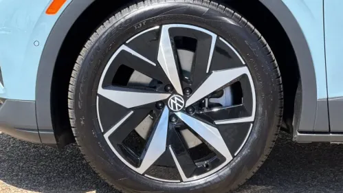 2025 Volkswagen ID.4 1V2VRPE86SC003701