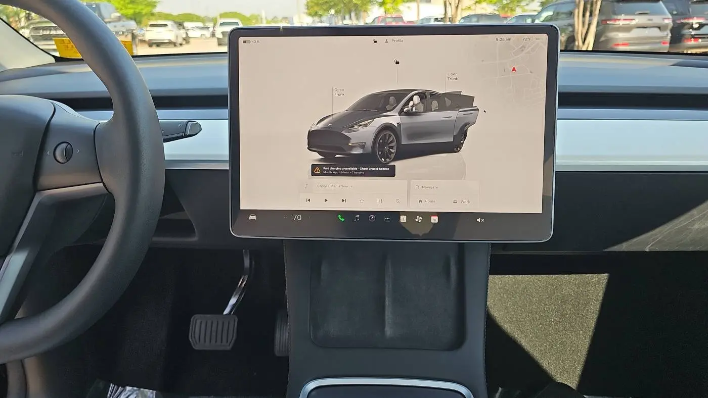 2023 Tesla Model Y 7SAYGAEE8PF933734