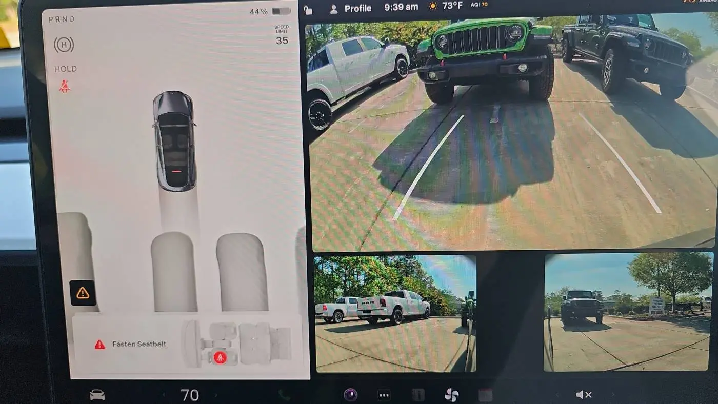 2023 Tesla Model Y 7SAYGAEE8PF933734