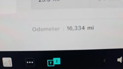 2023 Tesla Model Y 7SAYGAEE8PF933734