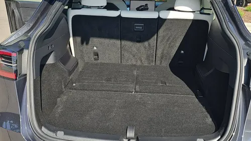 2023 Tesla Model Y 7SAYGAEE8PF933734