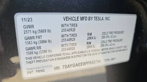 2023 Tesla Model Y 7SAYGAEE8PF933734