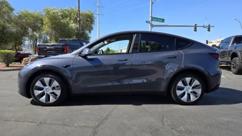2023 Tesla Model Y 7SAYGDEE0PA144802
