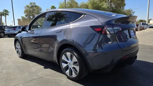 2023 Tesla Model Y 7SAYGDEE0PA144802