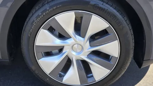 2023 Tesla Model Y 7SAYGDEE0PA144802