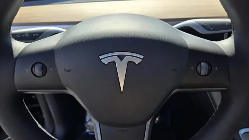 2023 Tesla Model Y 7SAYGDEE0PA144802