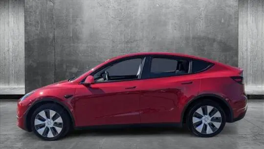 2023 Tesla Model Y 7SAYGDEE5PF705577