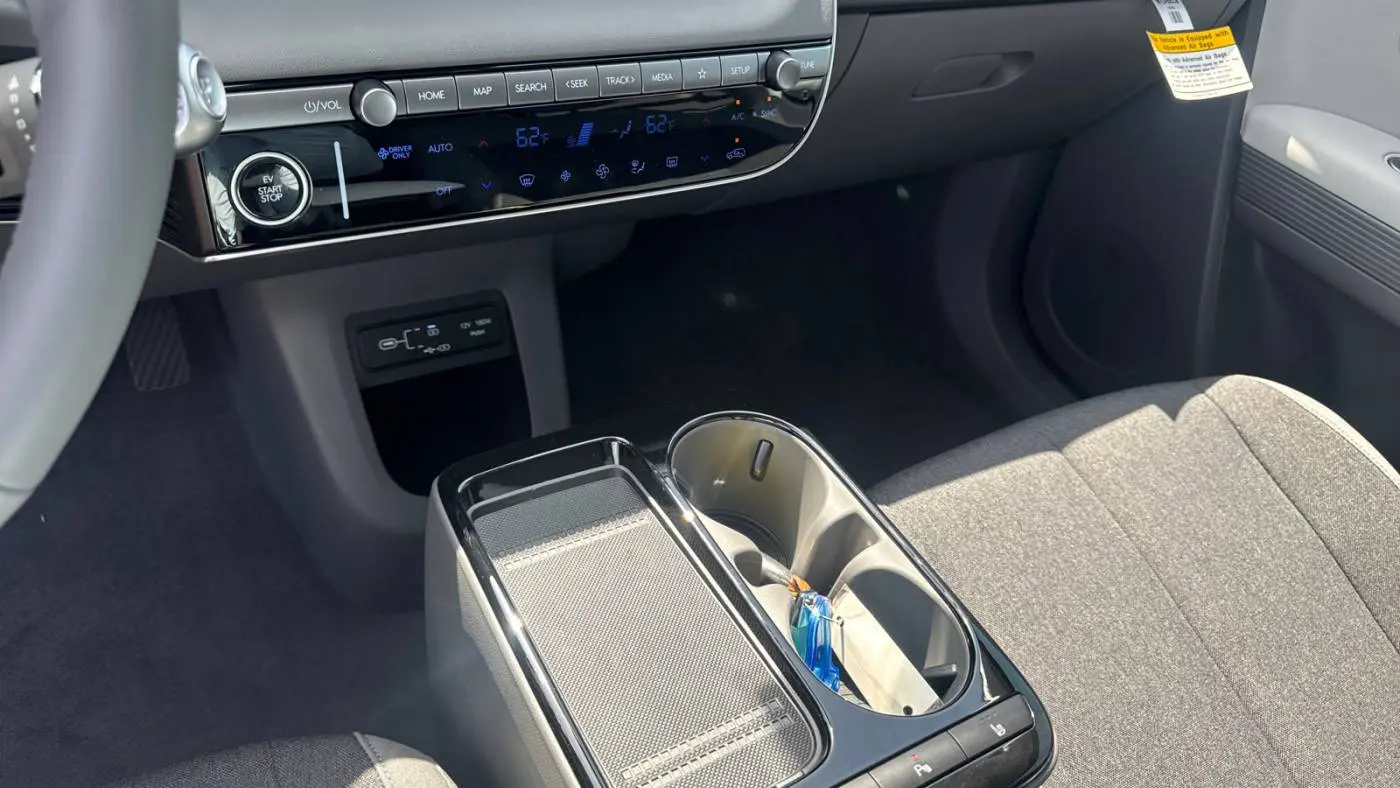 2025 Hyundai IONIQ 5 7YAKM4DA6SY007099