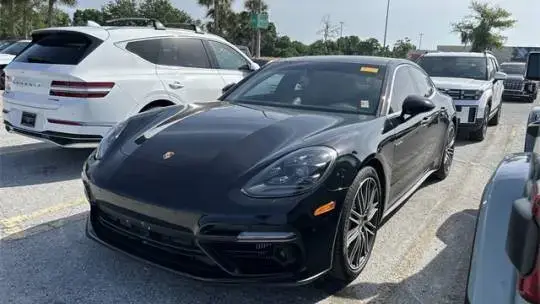 2018 Porsche Panamera - Images - 4