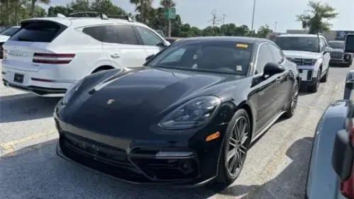 2018 Porsche Panamera - Images - 4