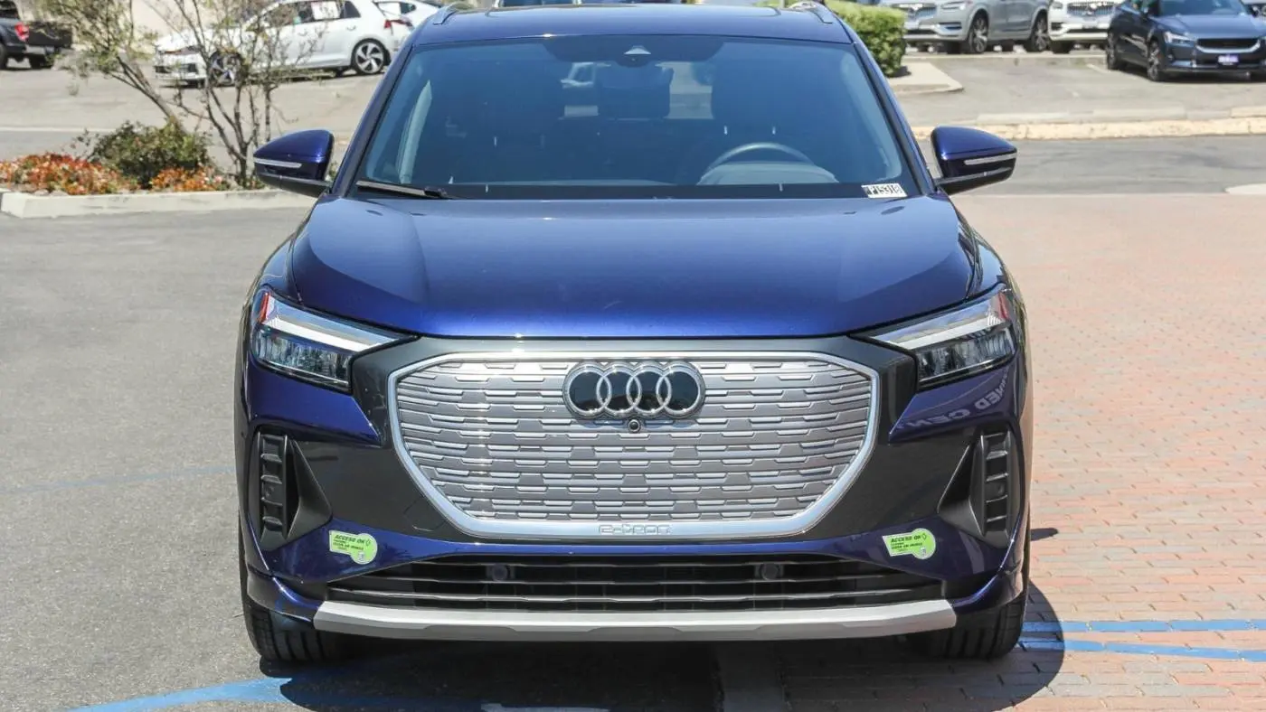 2023 Audi Q4 e-tron WA1BCBFZXPP015568