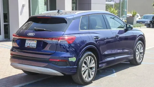 2023 Audi Q4 e-tron WA1BCBFZXPP015568