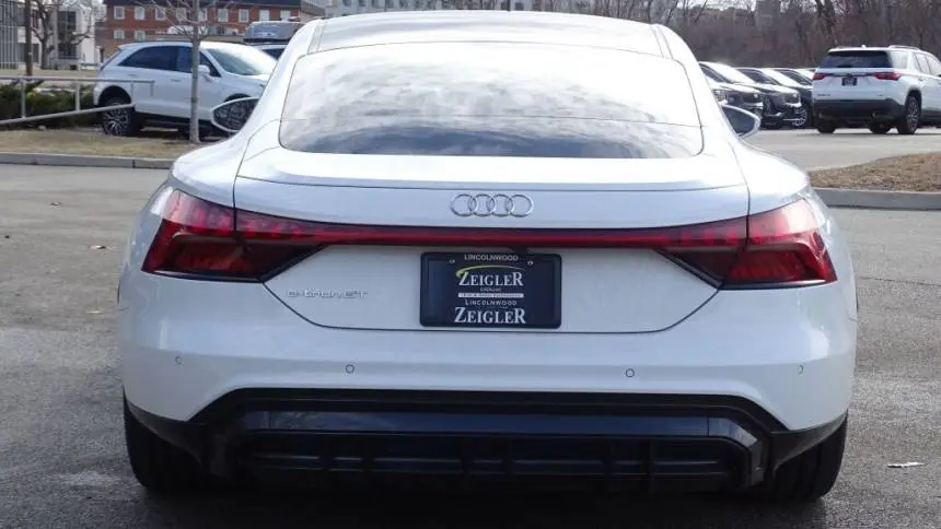 2022 Audi e-tron GT WAUFJBFWXN7006317