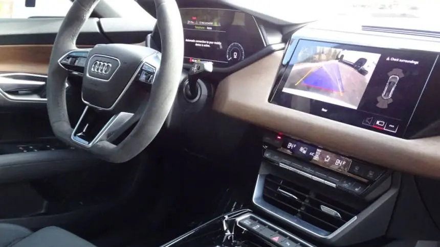 2022 Audi e-tron GT WAUFJBFWXN7006317