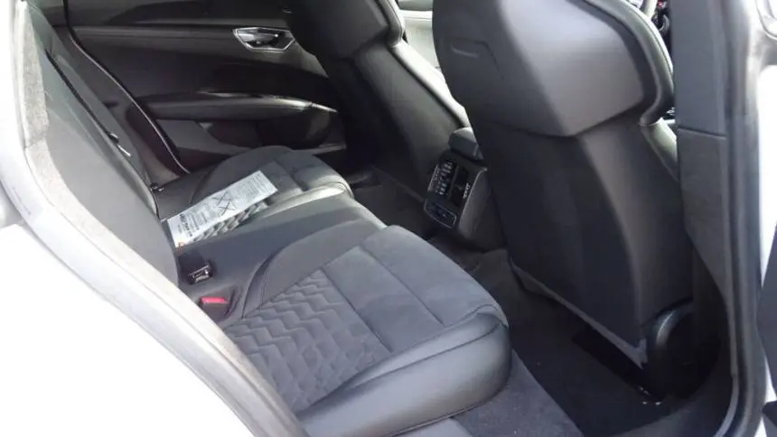 2022 Audi e-tron GT WAUFJBFWXN7006317