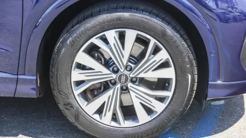 2023 Audi Q4 e-tron WA1BCBFZXPP015568