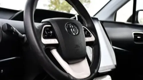 2019 Toyota Prius Prime - Images - 15