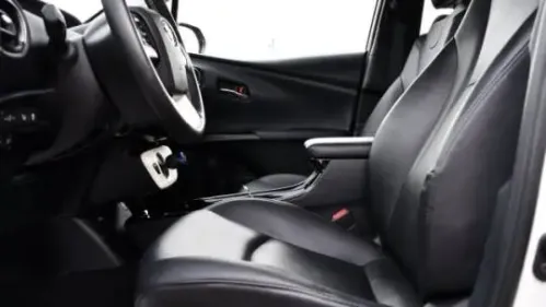 2019 Toyota Prius Prime - Images - 16