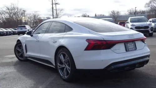 2022 Audi e-tron GT WAUFJBFWXN7006317