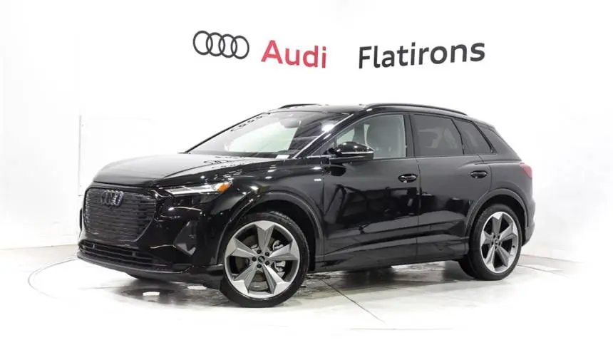2025 Audi Q4 e-tron WA1LUBFZ6SP043605