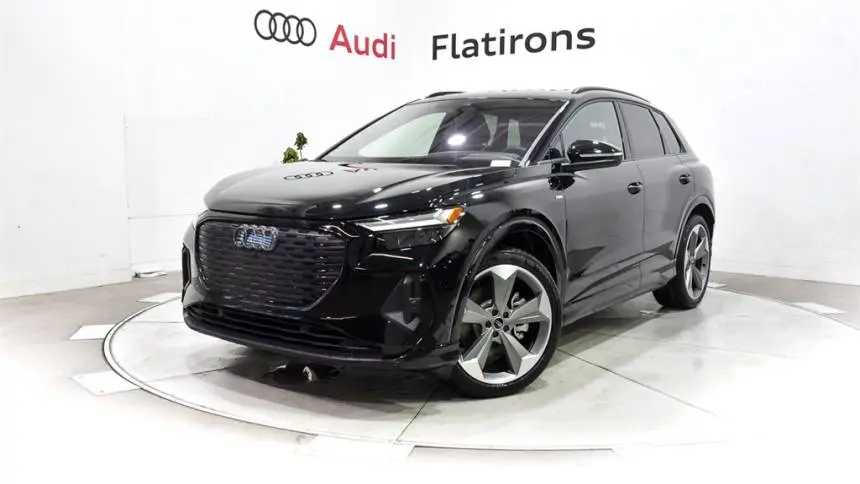 2025 Audi Q4 e-tron WA1LUBFZ6SP043605