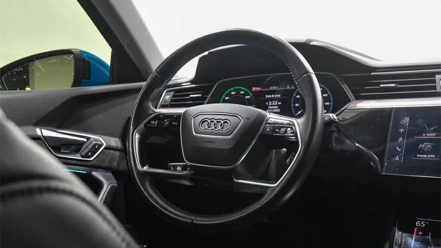 2019 Audi e-tron WA1VABGE6KB020724
