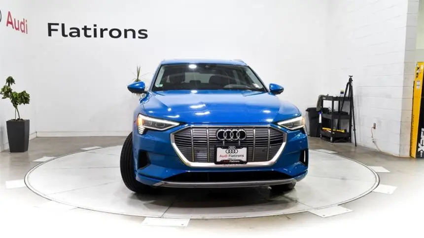 2019 Audi e-tron WA1VABGE6KB020724