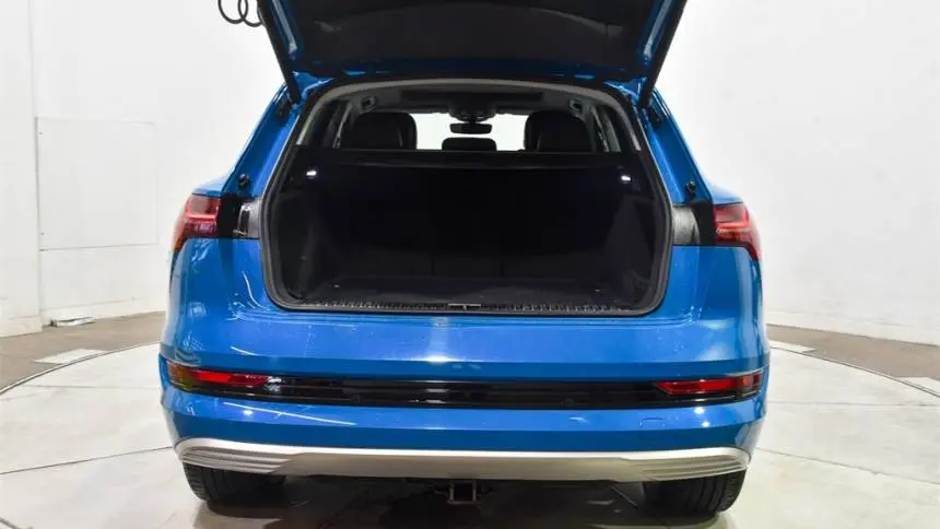 2019 Audi e-tron WA1VABGE6KB020724