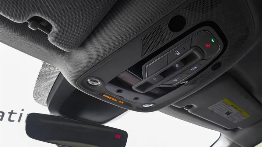 2019 Audi e-tron WA1VABGE6KB020724